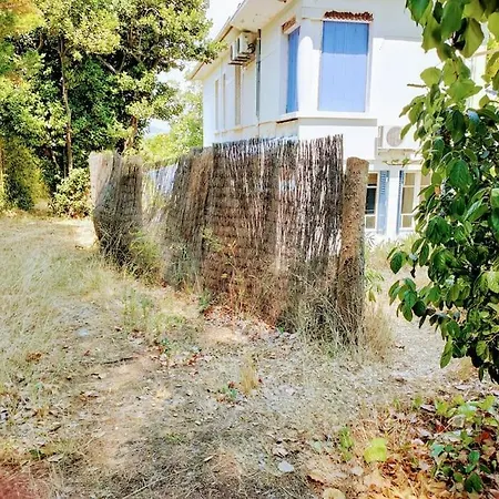 Maison De Charme A 200 Bord De Mer, Terrasse, Jardin- Lesclesdenicole * Le Pradet